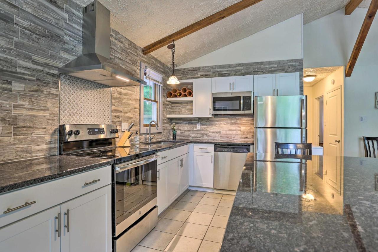 Serene Long Pond Home With Game Room And Beach Access! المظهر الخارجي الصورة