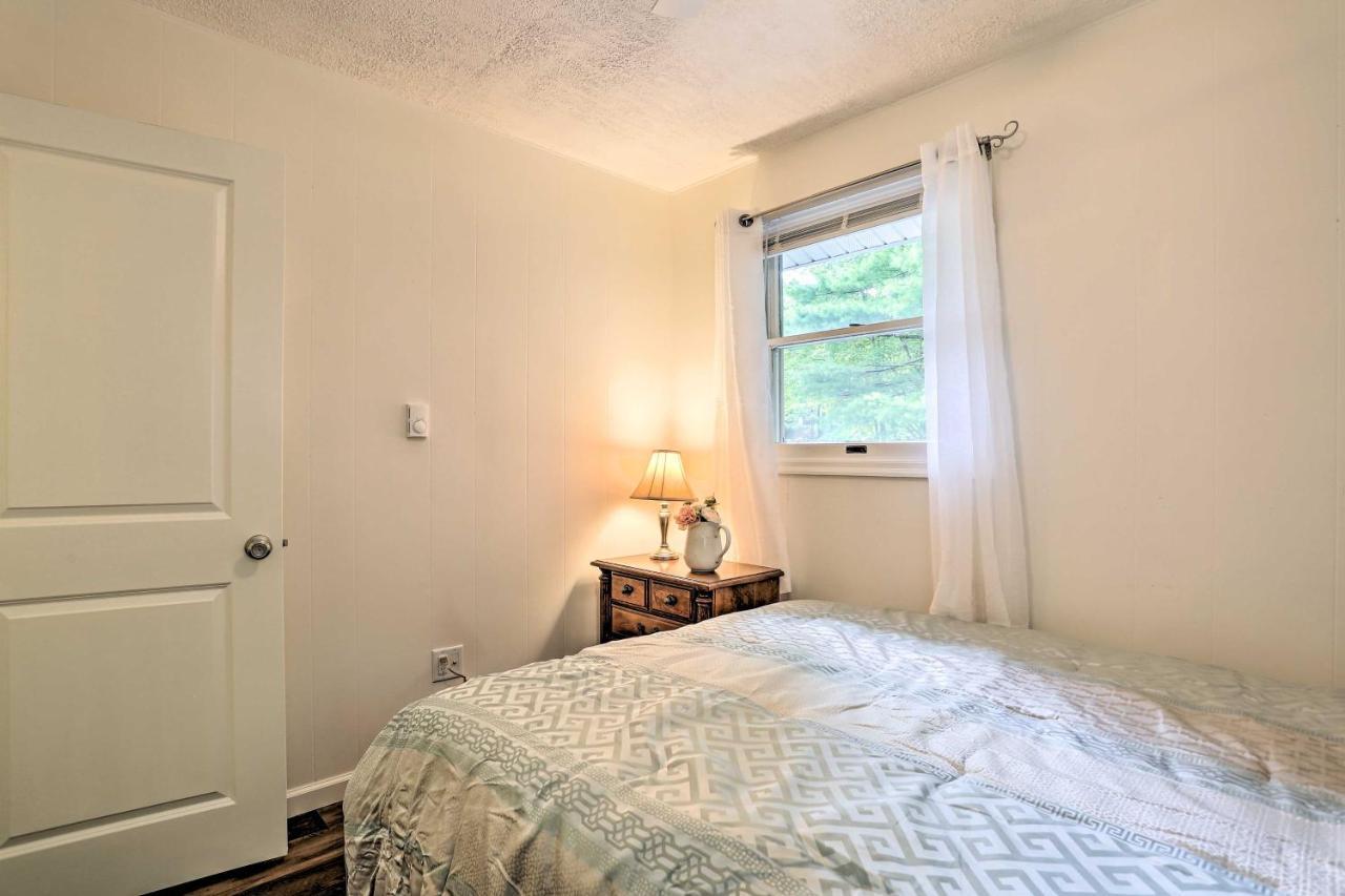 Serene Long Pond Home With Game Room And Beach Access! المظهر الخارجي الصورة