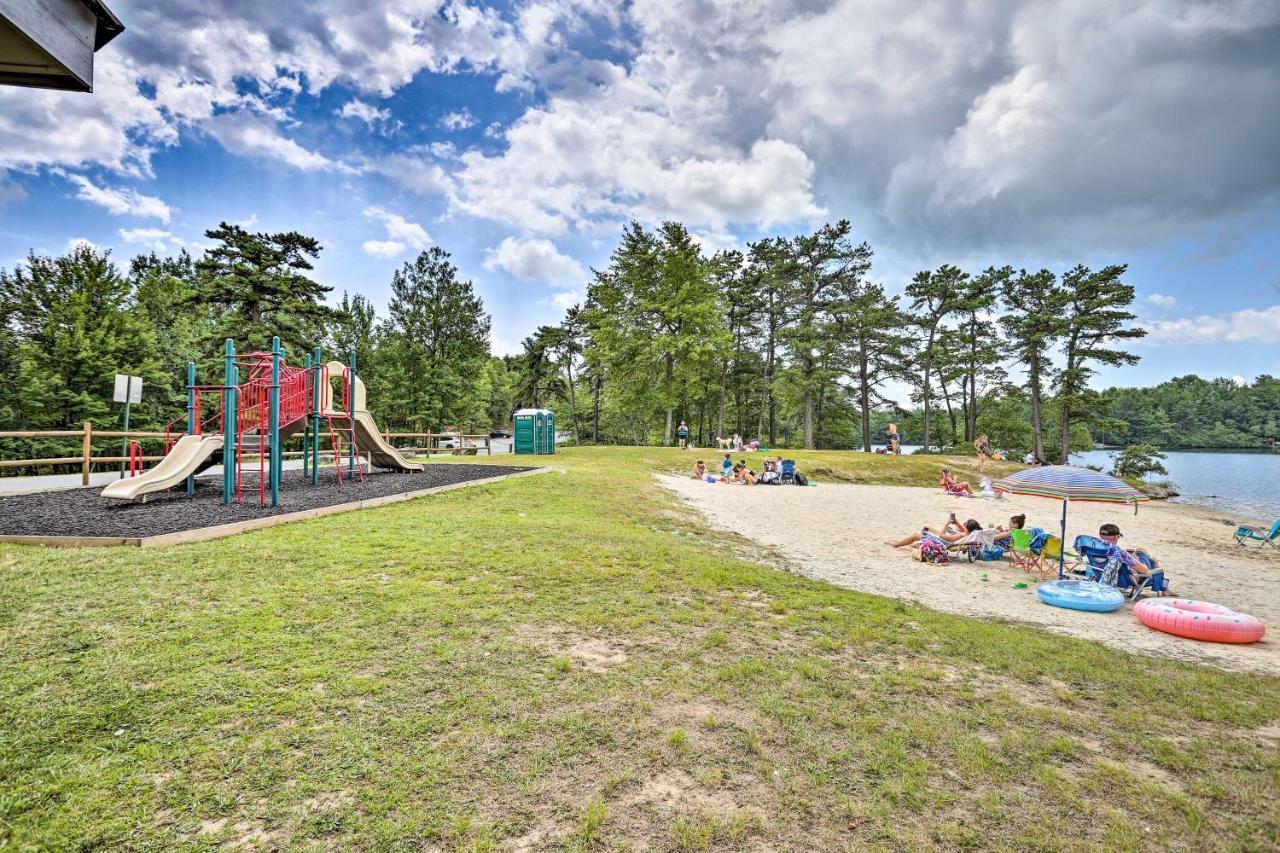 Serene Long Pond Home With Game Room And Beach Access! المظهر الخارجي الصورة